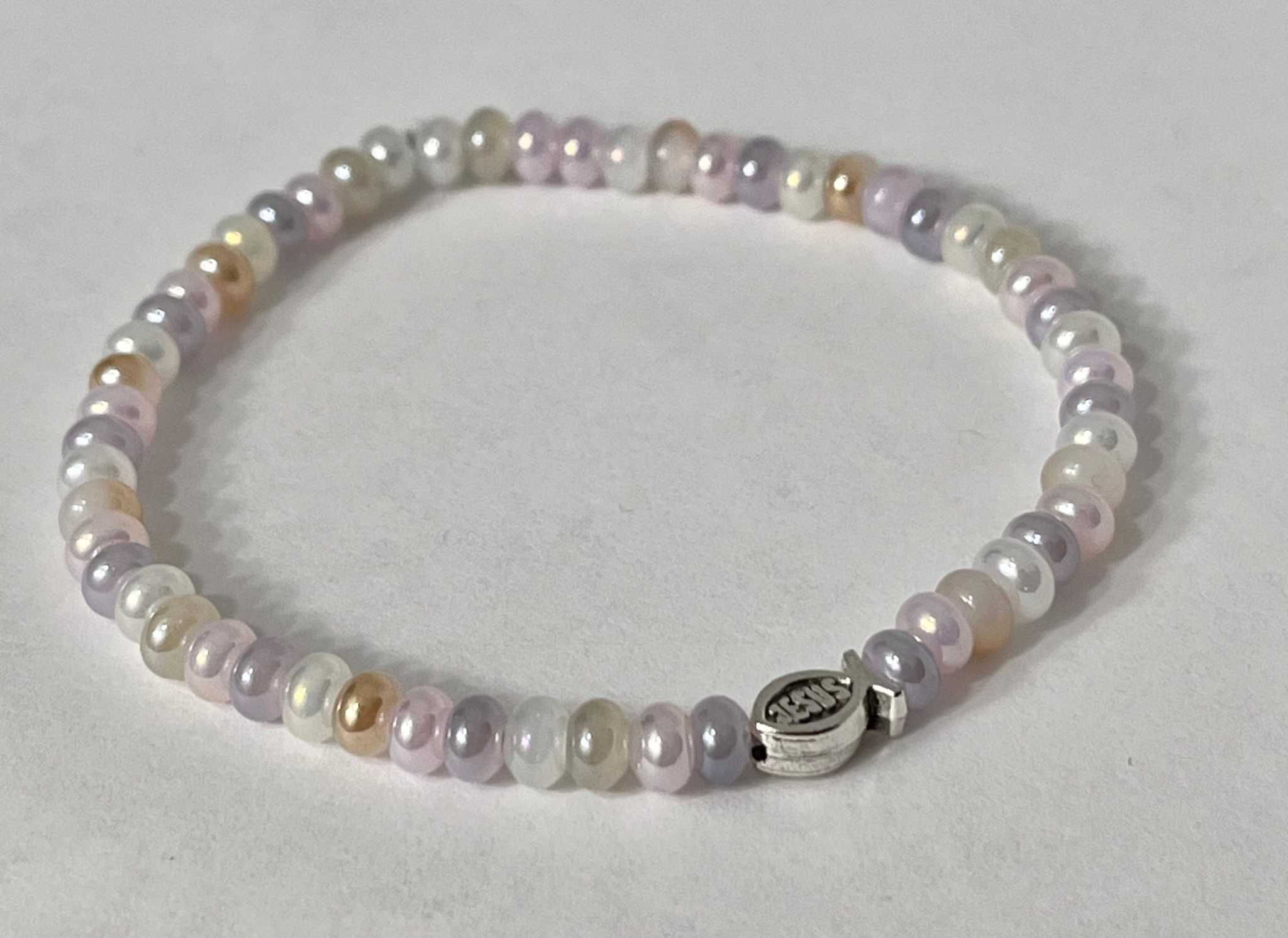 Freshwater pearl bead bracelet with multicolor beads and round “JESUS” charm