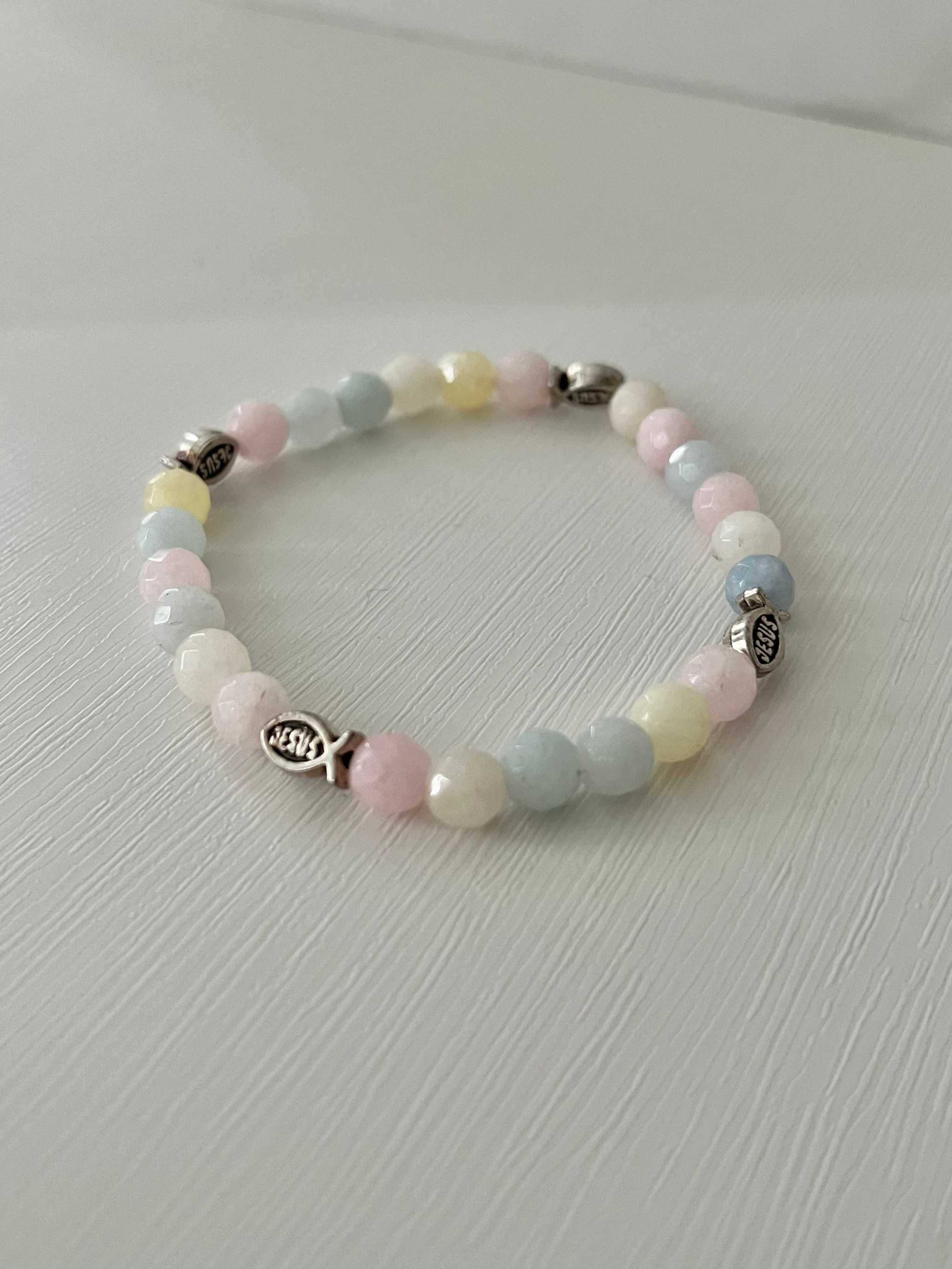 Multicolor beaded bracelet with cross charm, mixed pastel round beads