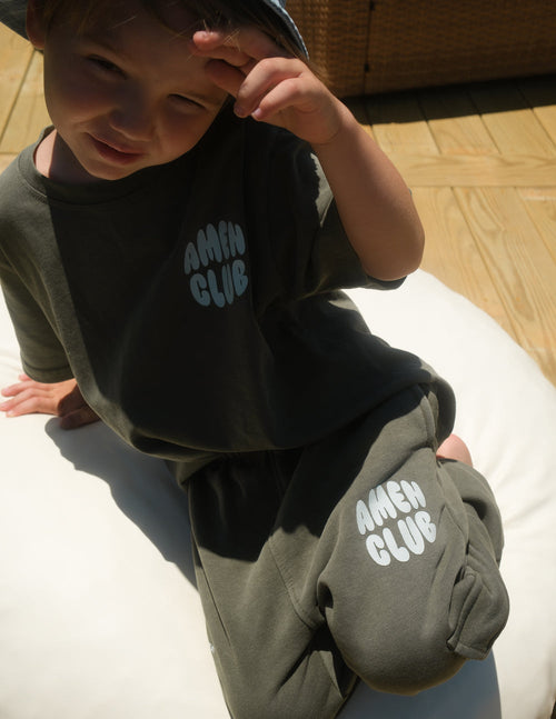Kids graphic T-shirt, dark gray/black, small AMEN CLUB chest logo