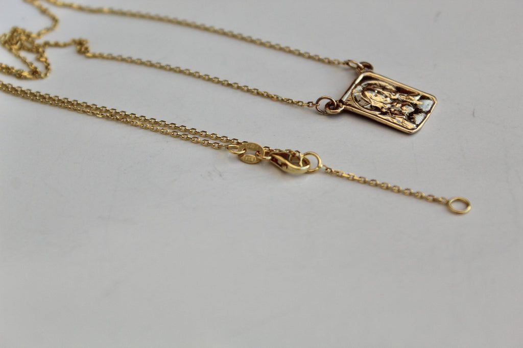 14K gold scapular pendant and chain set with lobster clasp and links