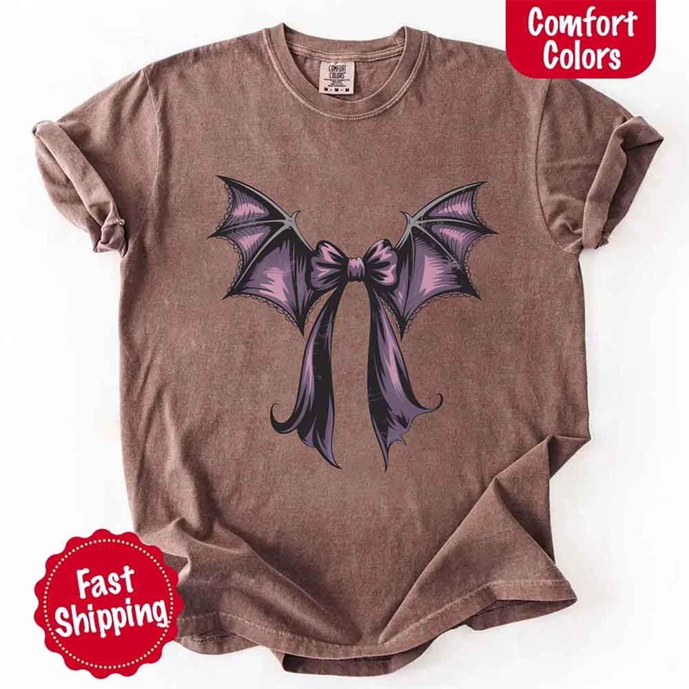 Espresso-brown bat bow graphic T-shirt, short sleeves crew neck