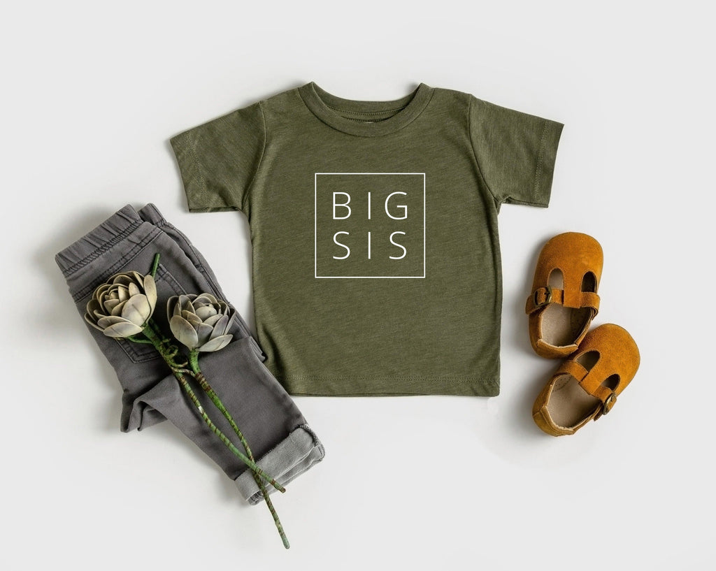 Olive toddler T-shirt with white BIG SIS square print