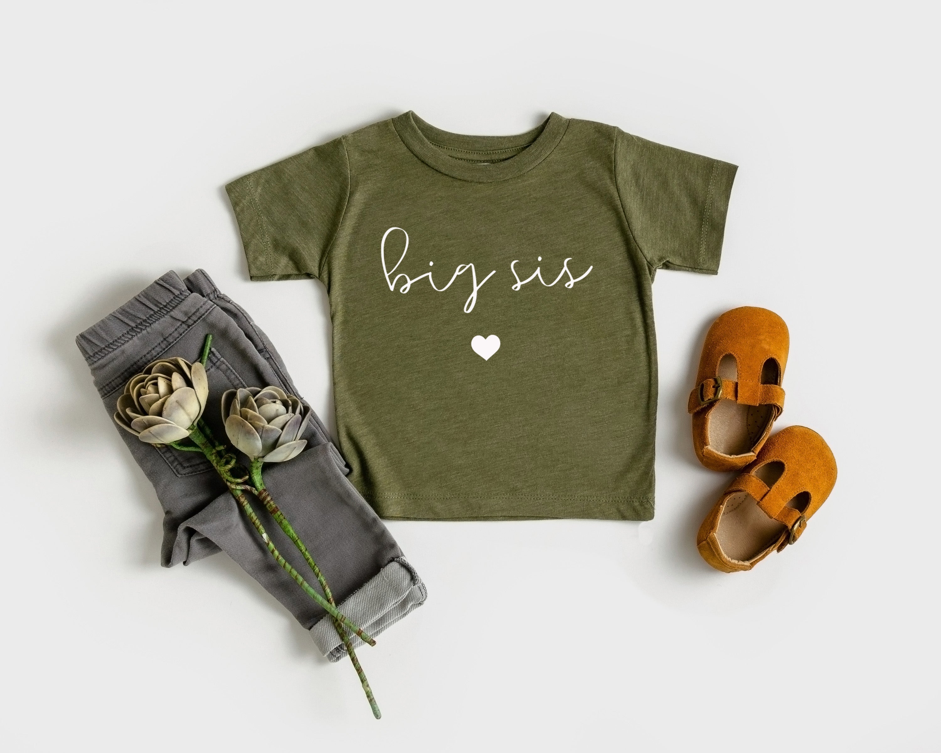 Baby and toddler big sis T-shirt, olive green with cursive text and heart