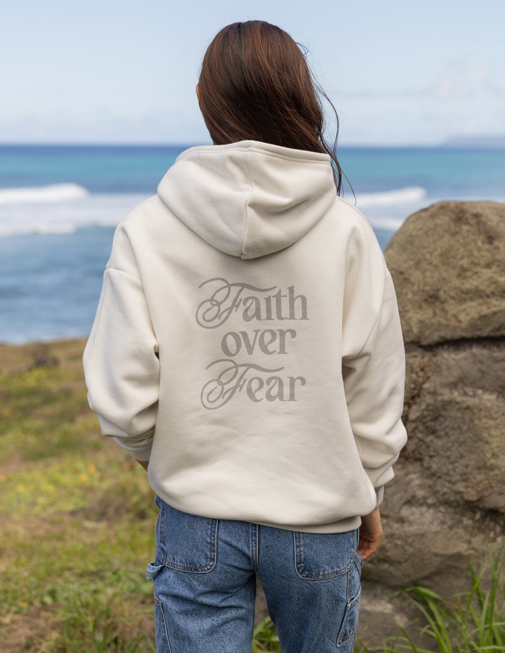 Light hoodie with hood, back 'Faith over Fear' script print
