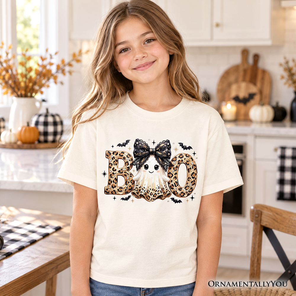 Kids' cream graphic T-shirt with Boo ghost and black bow