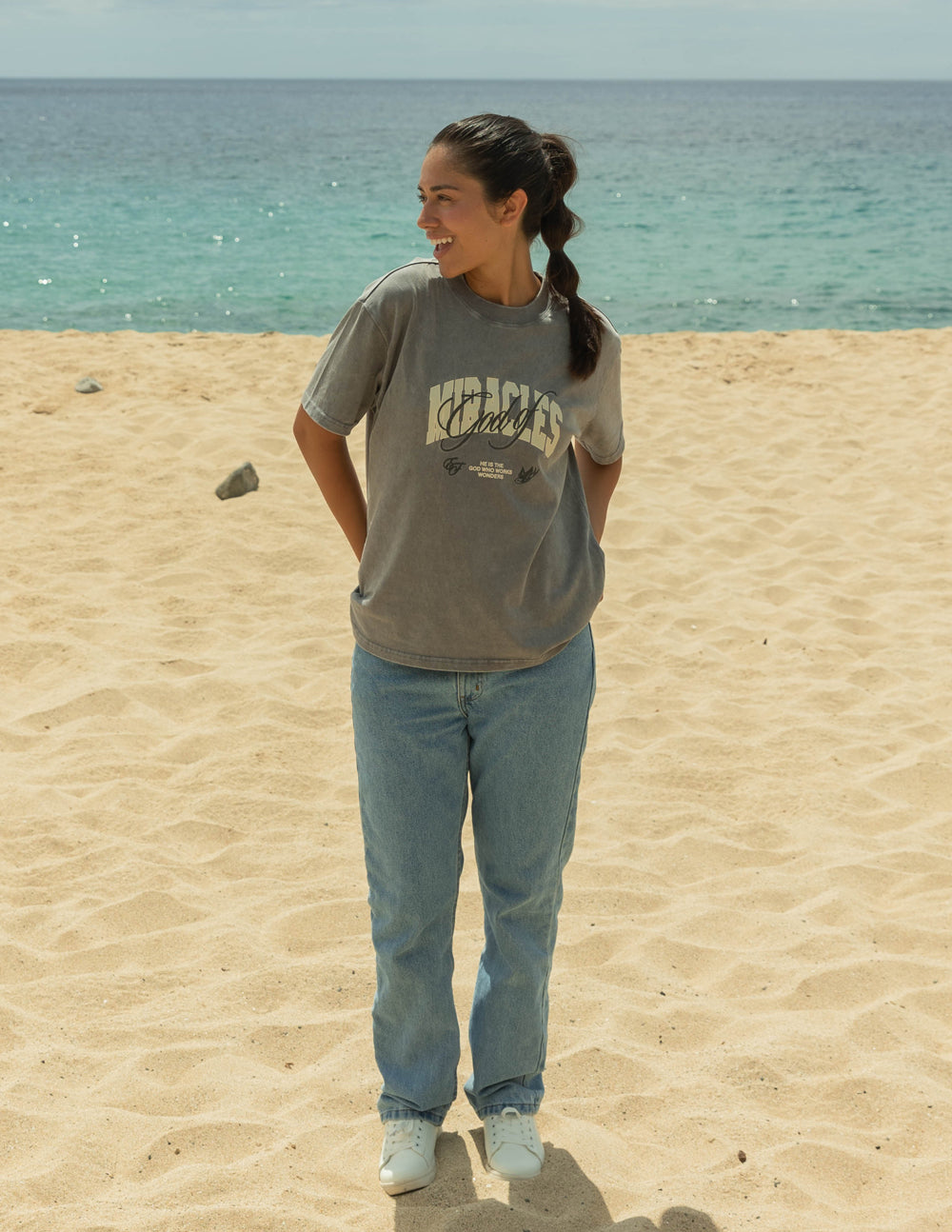 Unisex gray graphic T-shirt with front logo print and crew neckline