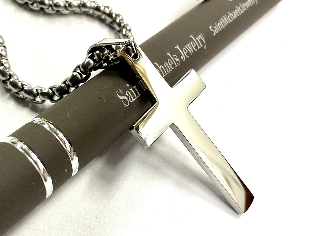 Cross pendant necklace with silver chain and clasp