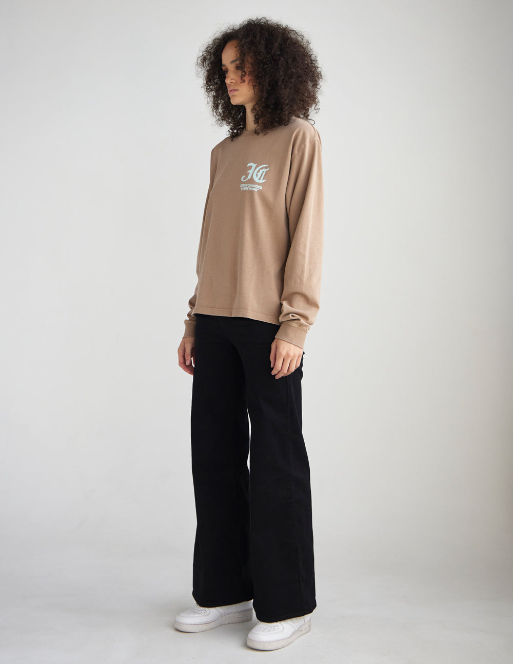 Long-sleeve heavyweight T-shirt in tan with small chest logo graphic
