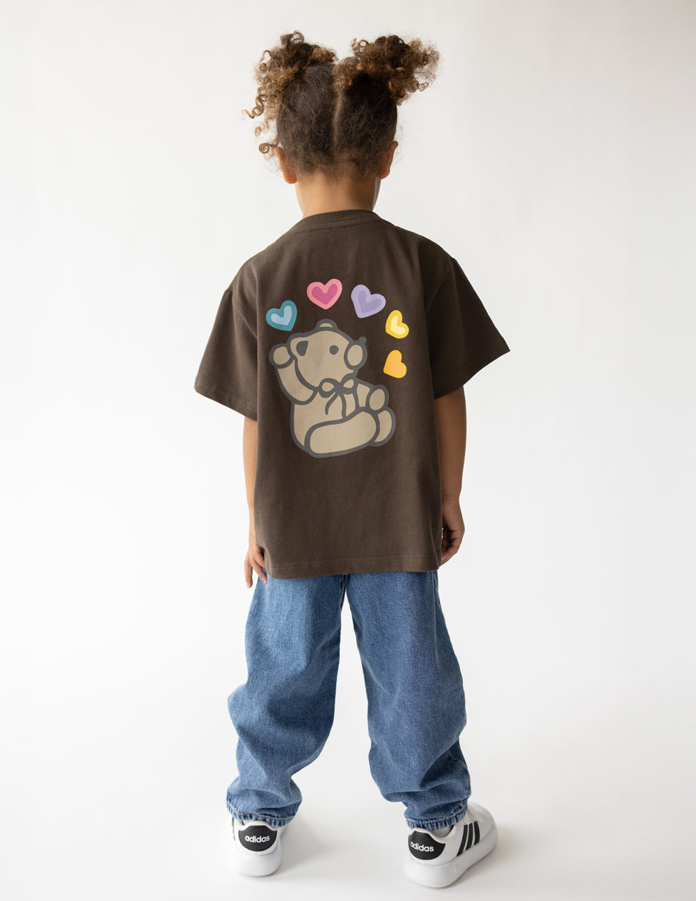 Kids brown back graphic T-shirt with colorful hearts and dog outline