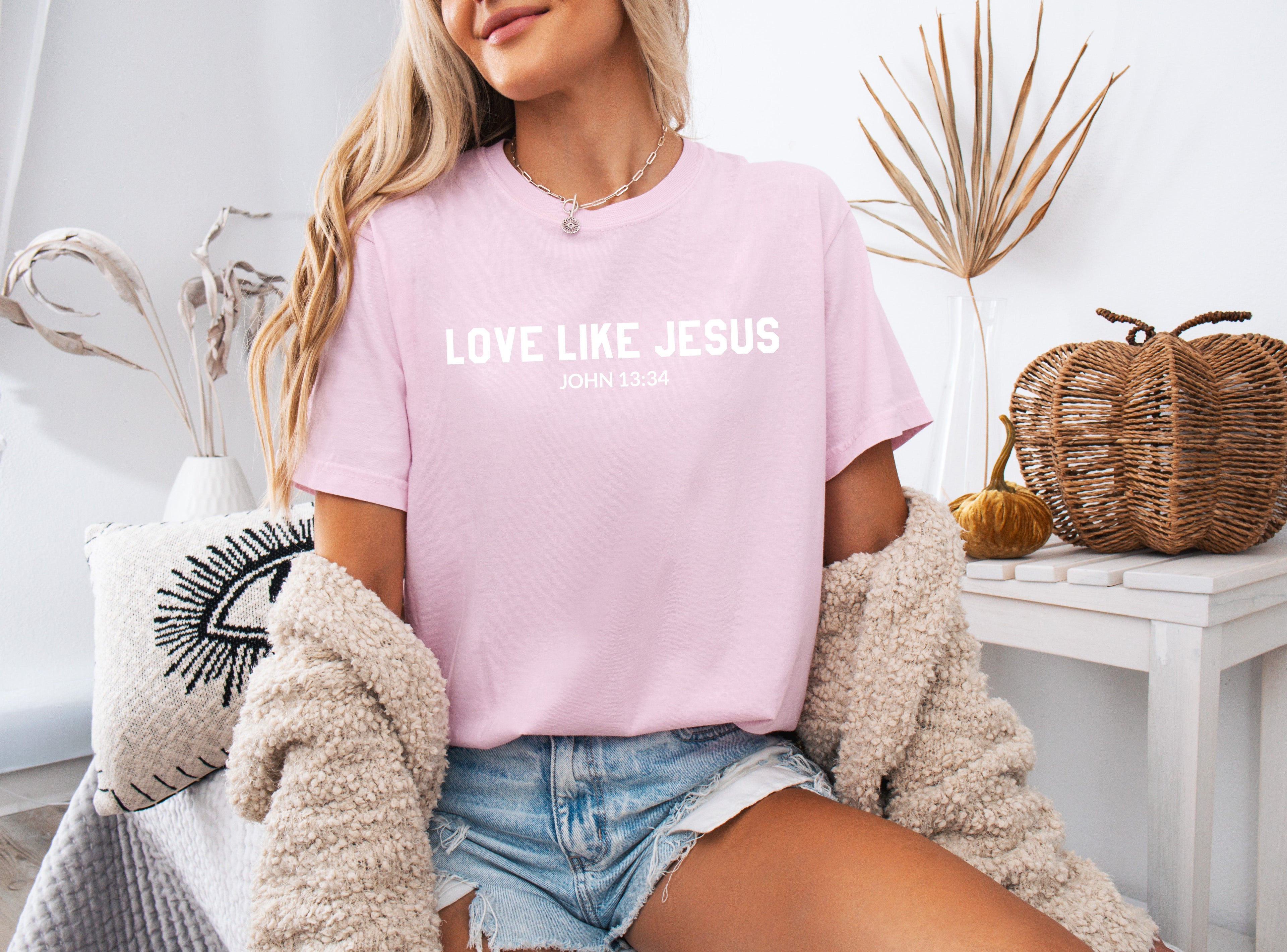 Orchid garment-dyed Christian T-shirt with printed “LOVE LIKE JESUS” and John 13:34
