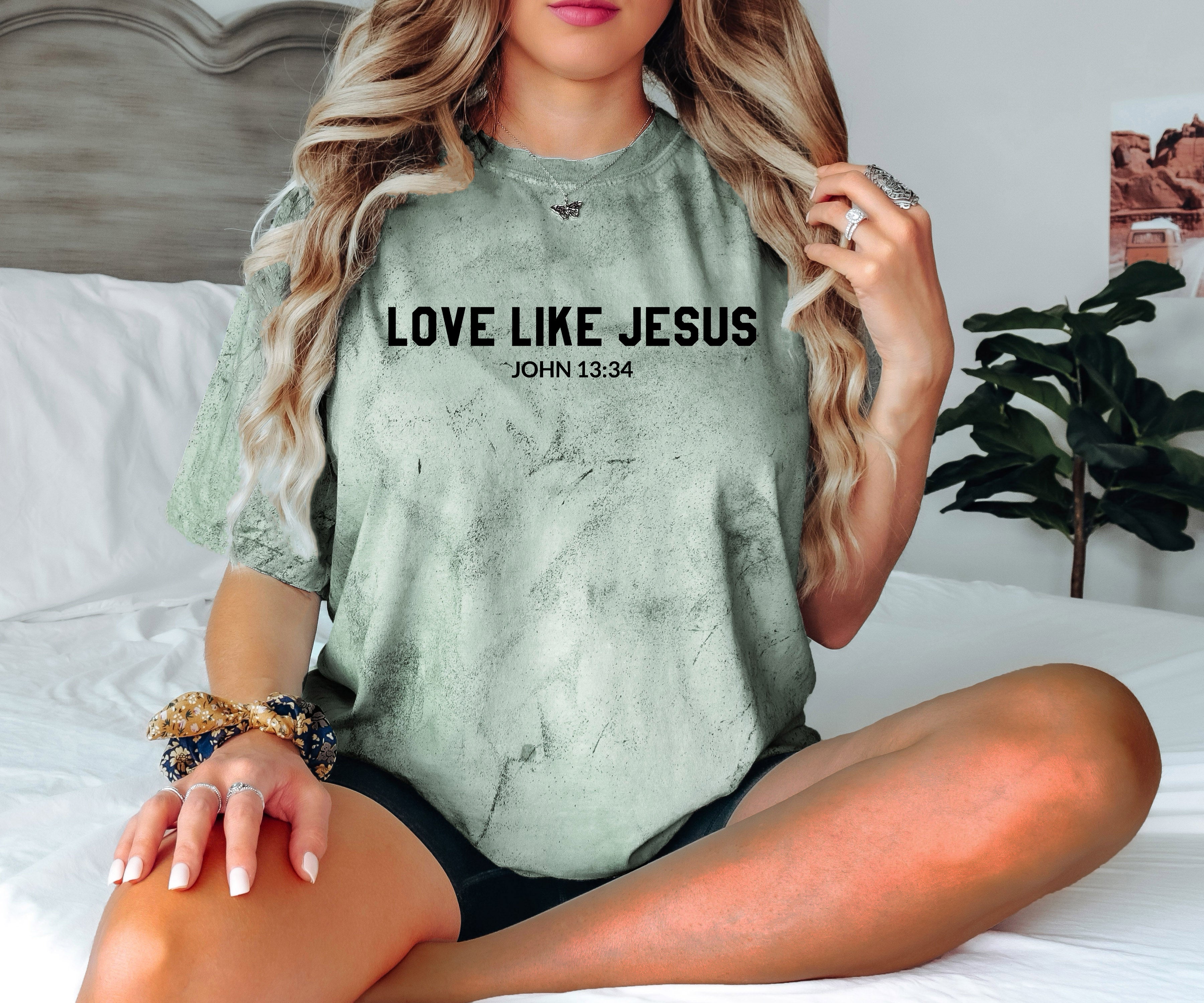 Fern garment-dyed Christian T-shirt with printed “LOVE LIKE JESUS” and John 13:34