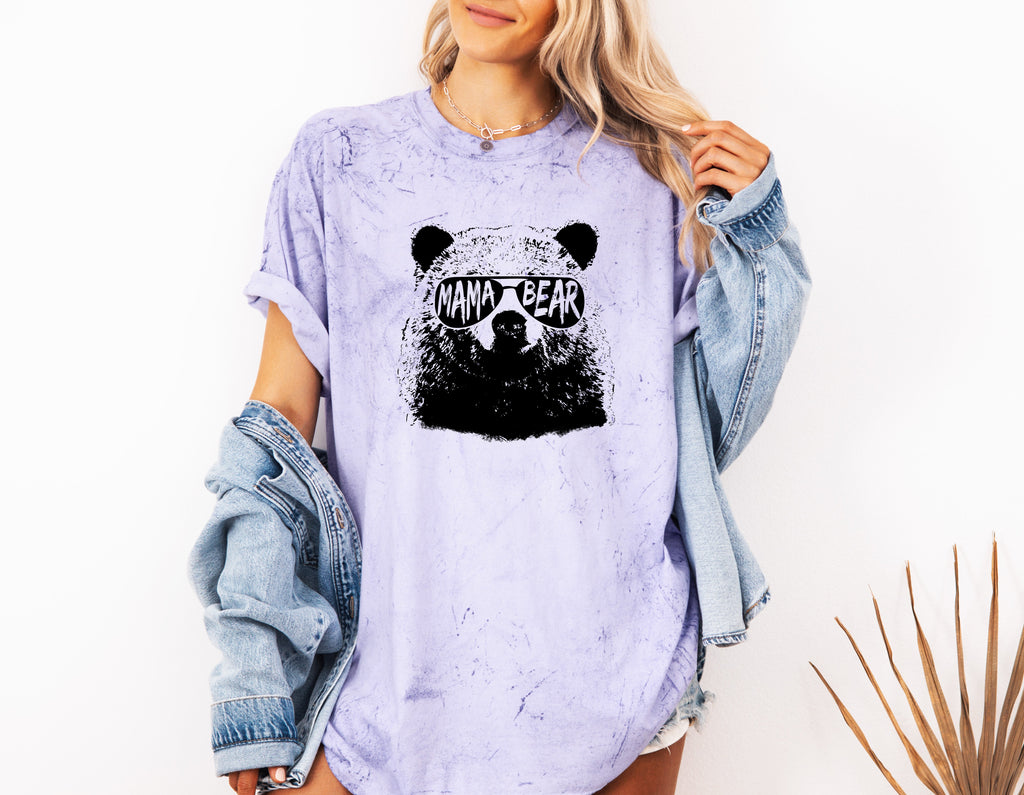 Garment-dyed T-shirt in lavender with black bear graphic on the chest
