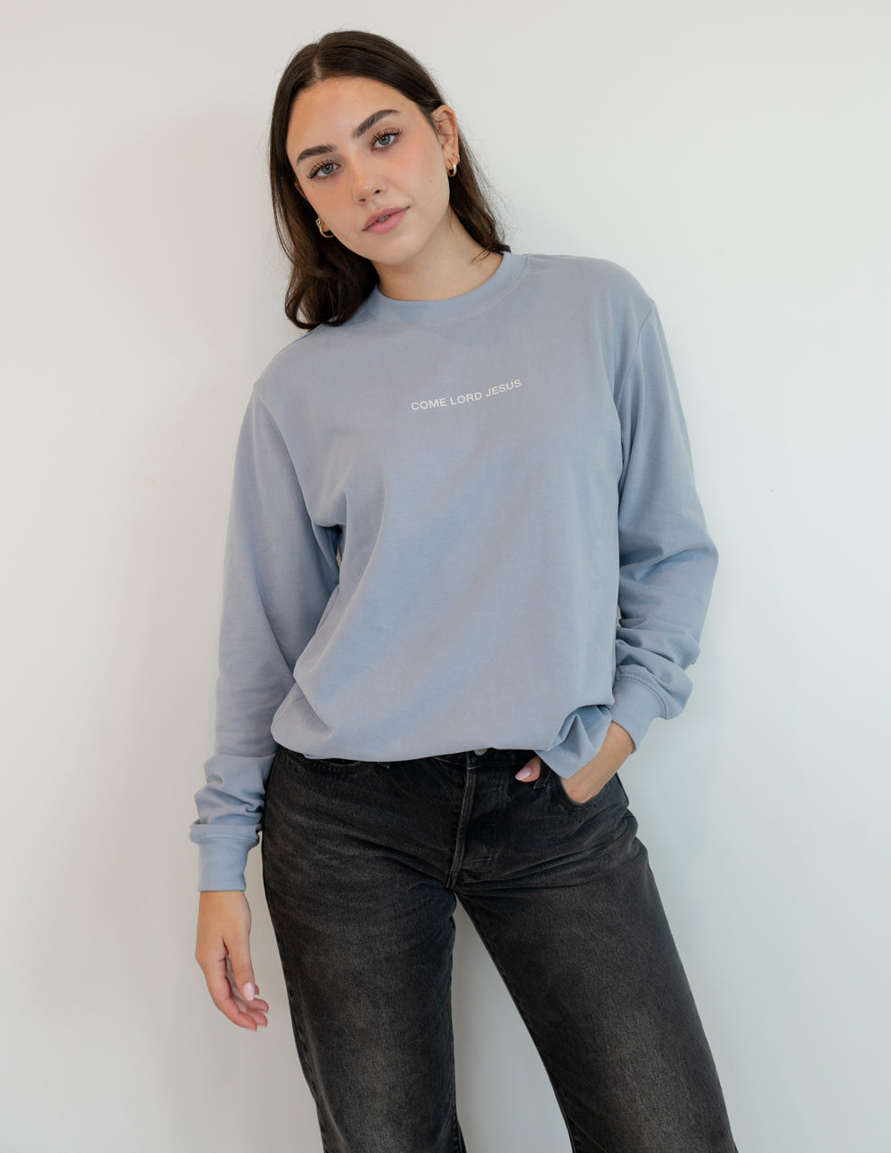 Maranatha unisex tee, light blue front with small 'COME LORD JESUS' print