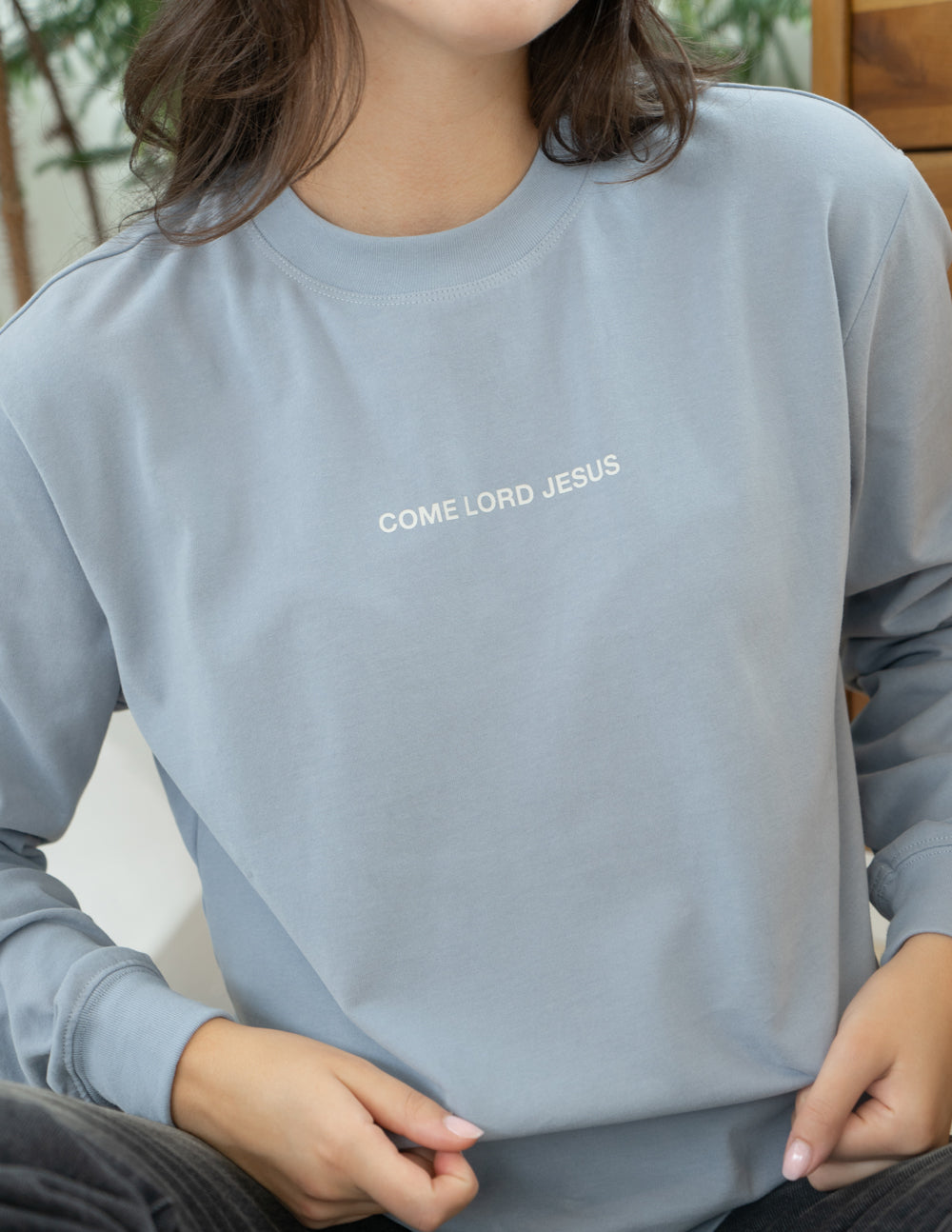 Maranatha unisex tee, light blue with 'COME LORD JESUS' text at the chest