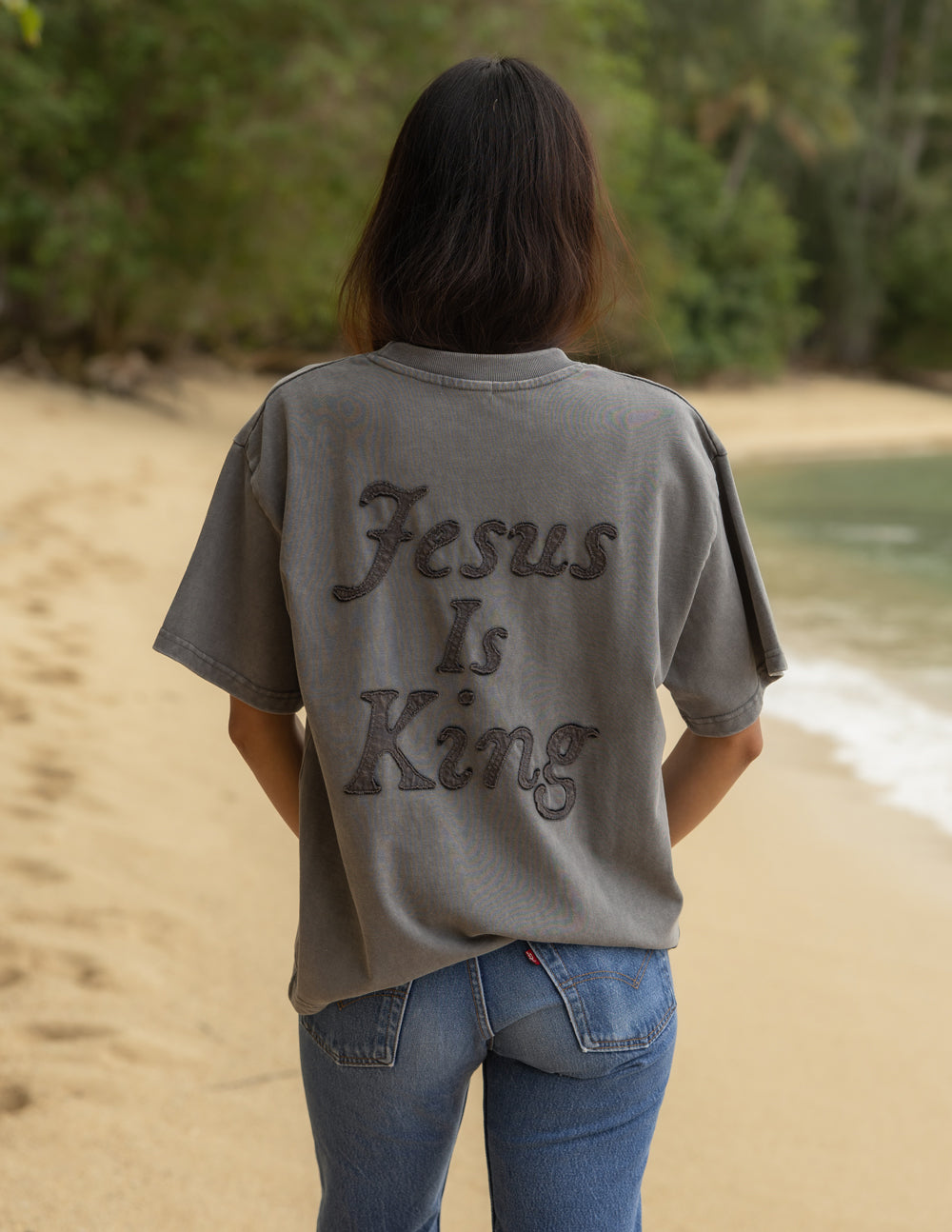 Gray heavyweight T-shirt with large 'Jesus Is King' back print, crew neck, short sleeves.
