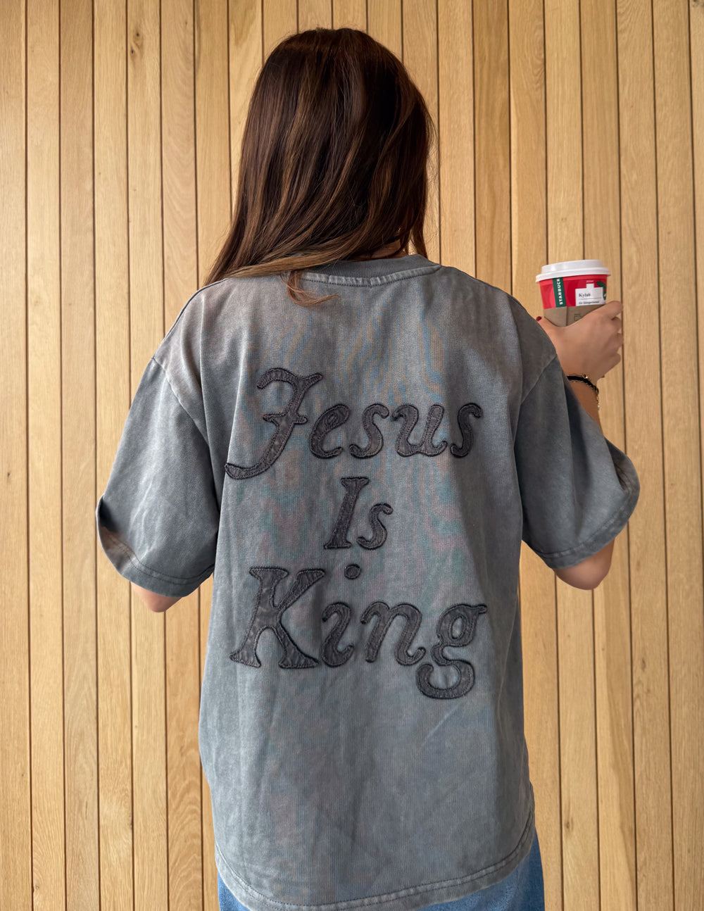 Gray heavyweight T-shirt with large 'Jesus Is King' back print, relaxed fit, crew neck.