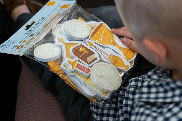 Catholic mass learning toy set in plastic bag with chalice and host pieces