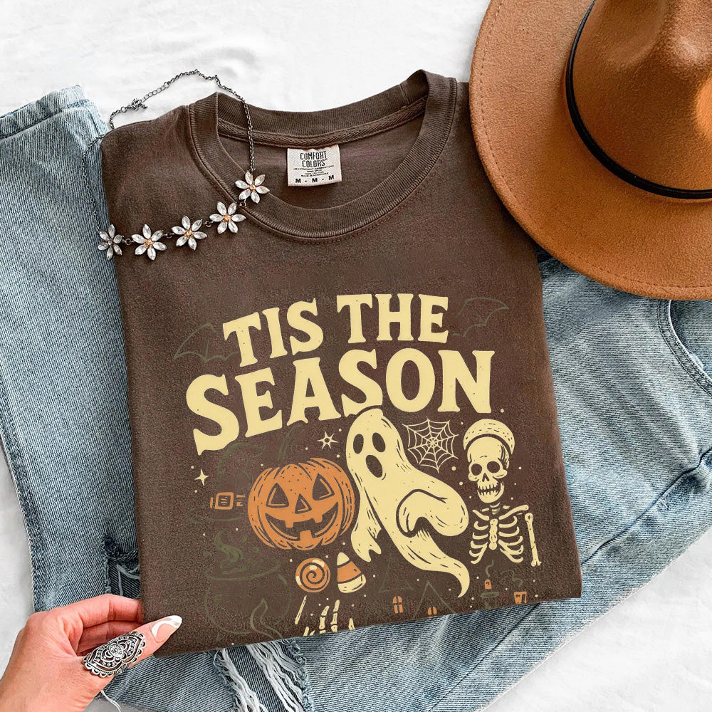 Espresso brown Halloween graphic T-shirt with ghost, pumpkin, skeleton print on front