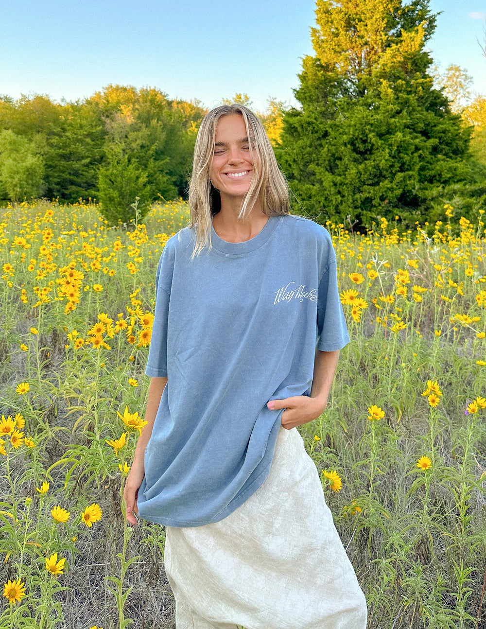 Unisex blue Way Maker T-shirt with small front logo, relaxed fit, short sleeves.