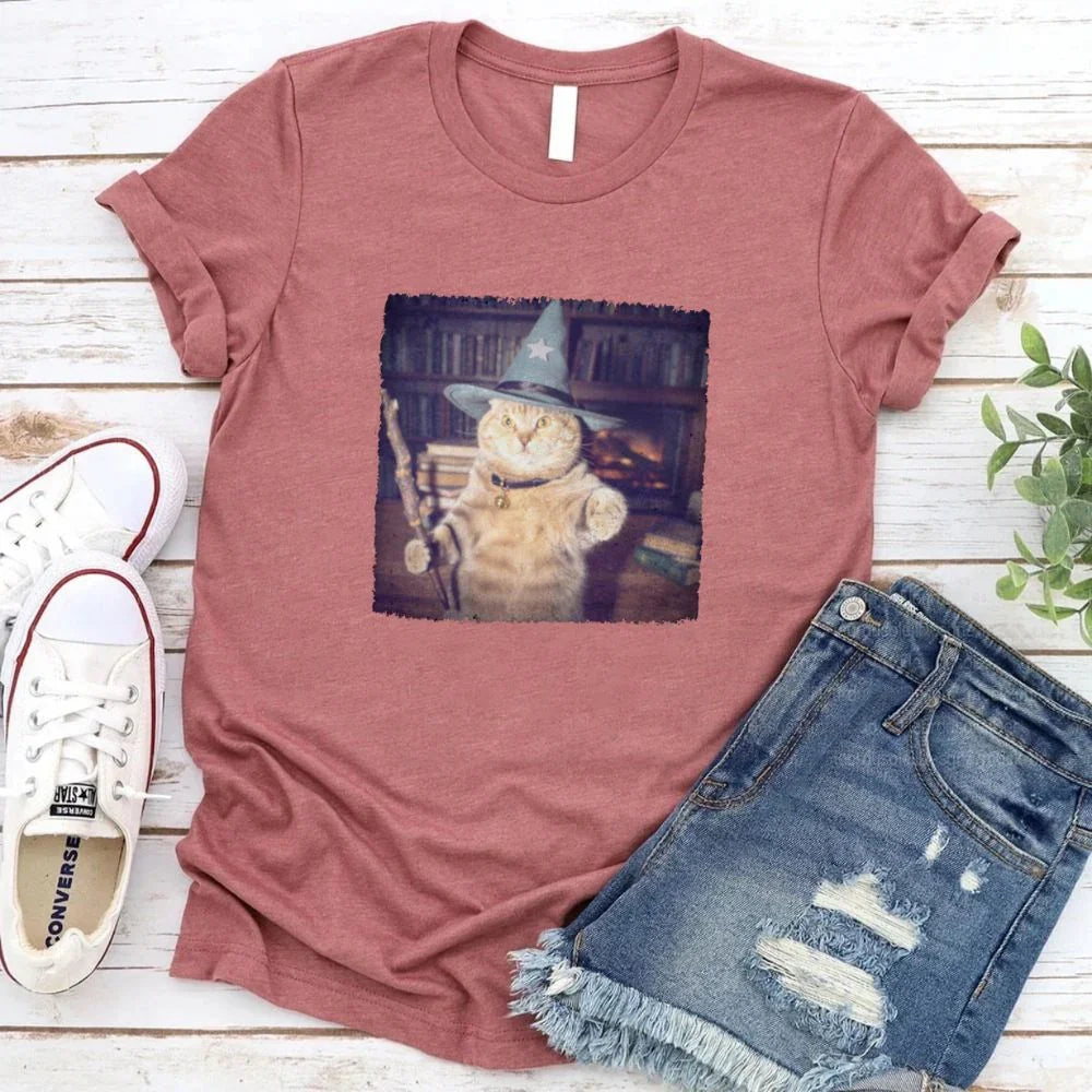 Dusty rose Halloween cat graphic t-shirt with wizard-hat cat print