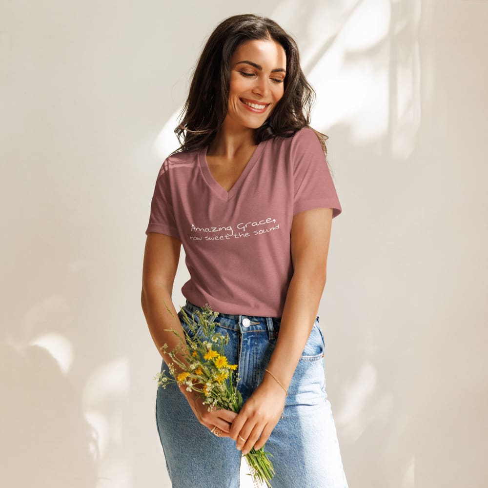 Women’s relaxed v-neck faith t-shirt, mauve, short sleeves, printed message on chest