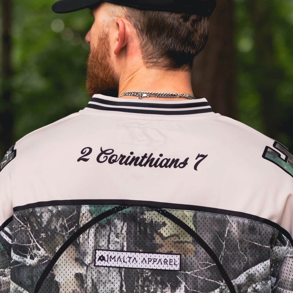 Oversized jersey back panel in woodland camo with number 7 and cream yoke