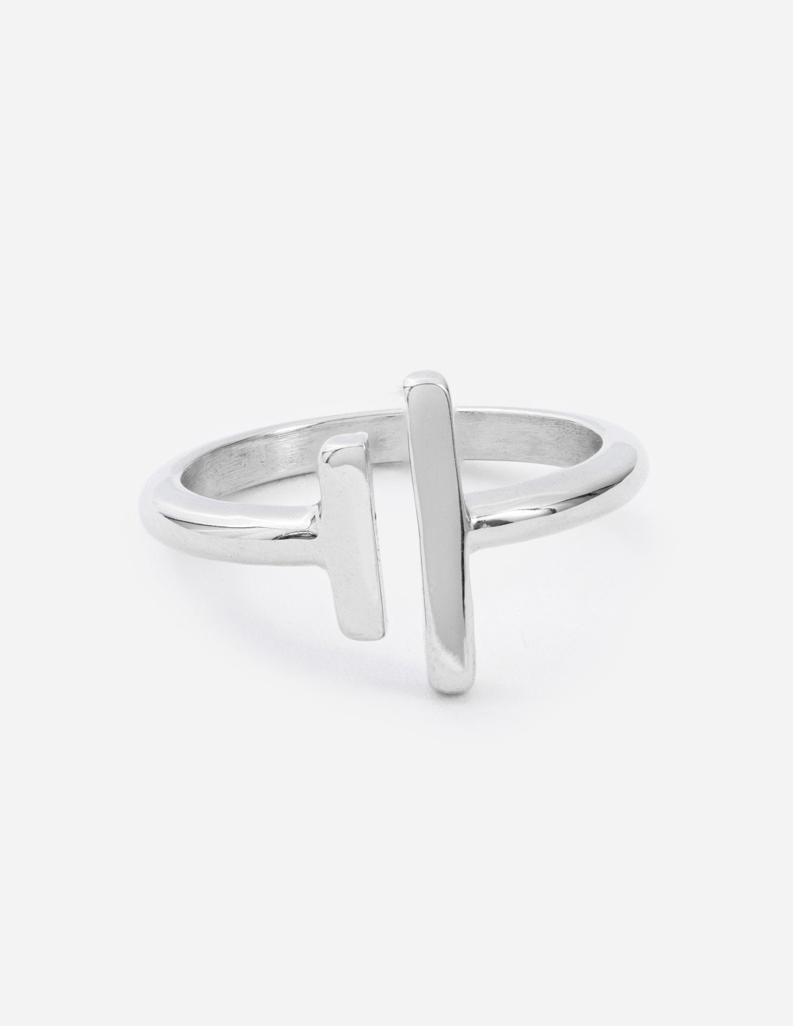 Silver double bar ring with two vertical bars on a smooth band