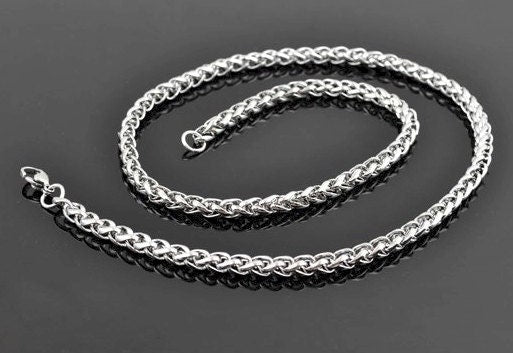 Double loop of heavy silver chain necklace with polished links
