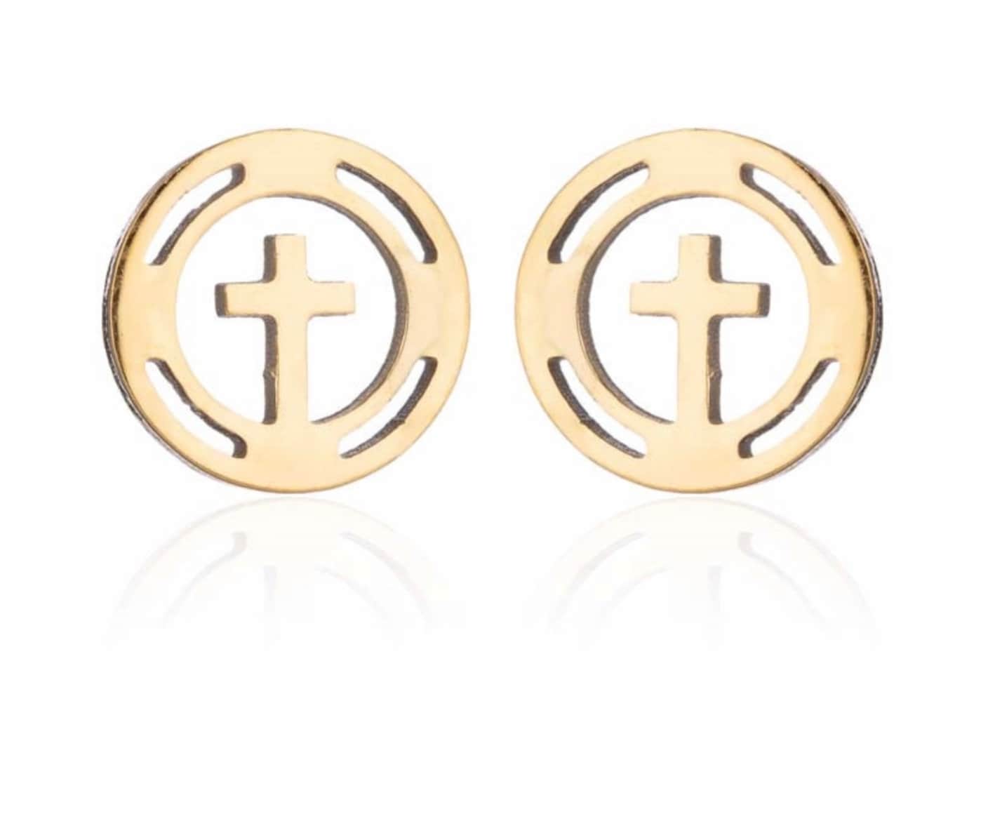 Round cross stud earrings in gold tone, circular border with plus cross