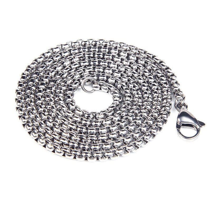 Metal box chain necklace with lobster clasp and circular chain loop